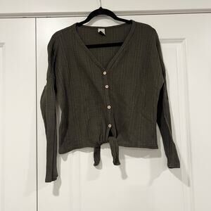 Paper Crane Women's Waffle Long Sleeve Button Up with Tie Olive Sz‎ S